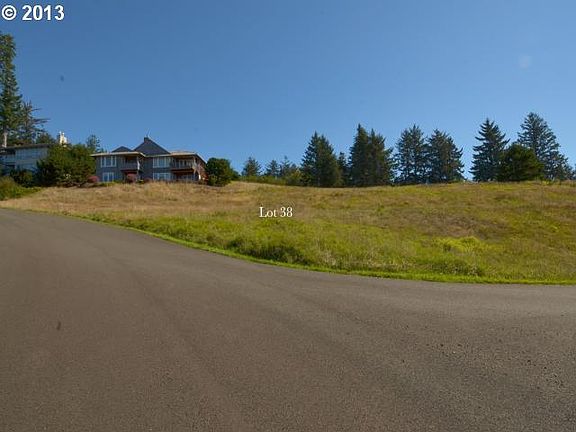 4th image of Braeridge Dr