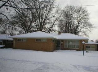 1942 Adams St SE, Grand Rapids, MI 49506