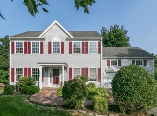12 Trailside Dr, Wallingford, CT 06492