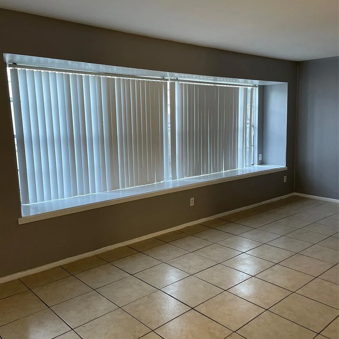 3 bed, 2.5 bath, 1562 sqft, $1,500 — Photo 1