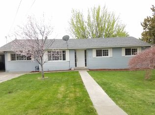 3412 Clinton Way, Yakima, WA 98902