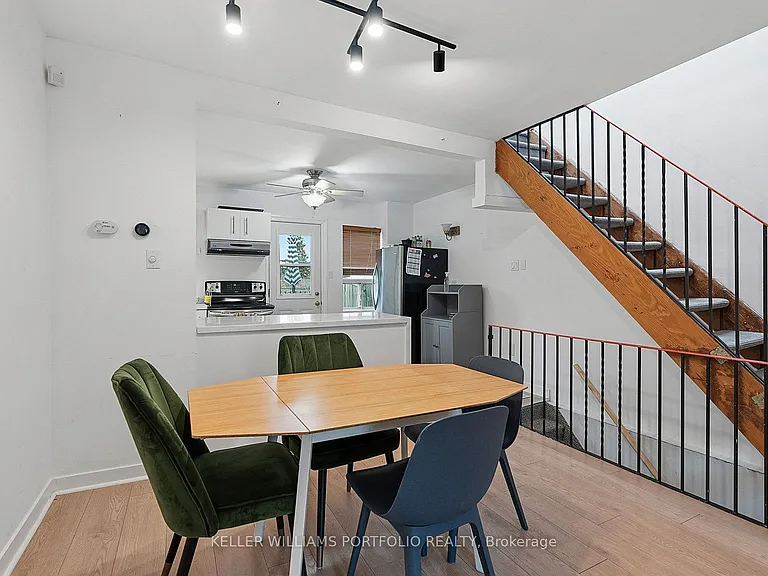 15 Myrtle Ave — Photo 12