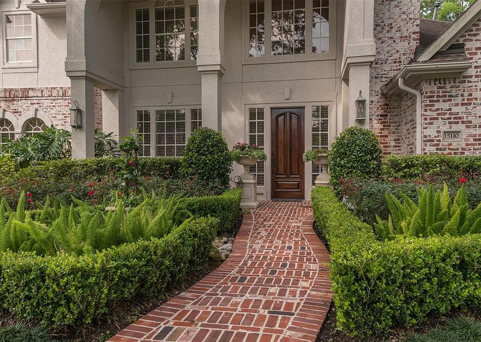 1st image of 15110 Coral Oak Ct