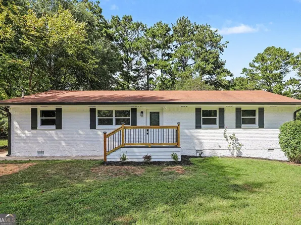 46 Royce Dr, Jonesboro, GA 30238