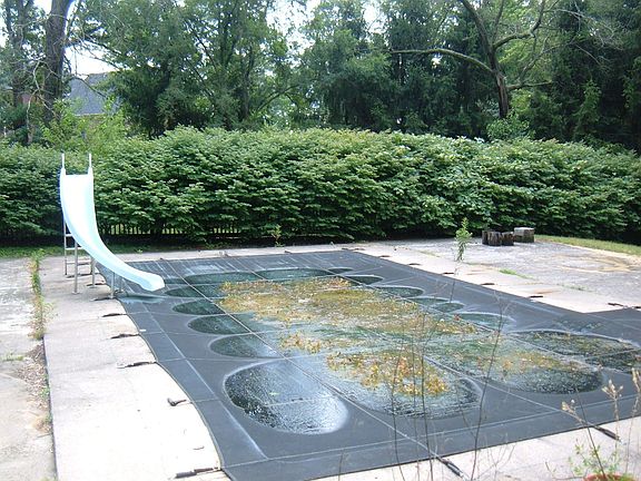 Inground pool with slide