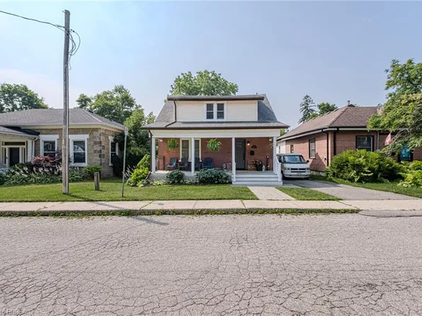 21 Queen St, Brant, ON N3L 1C3