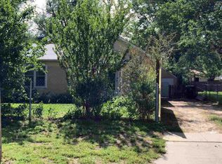 1017 N Clara St, Wichita, KS 67212