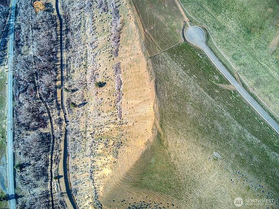 5th image of 16 Sundance Lane