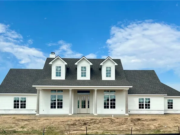 413 Toledo Bnd, McGregor, TX 76657