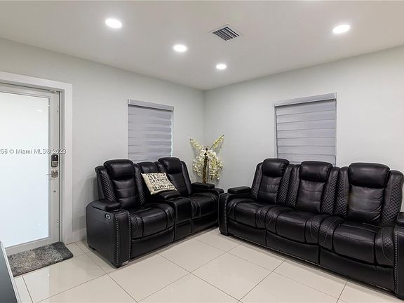 3rd image of 2921 NW 151st St