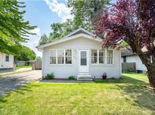 140 32nd St SE, Wyoming, MI 49548