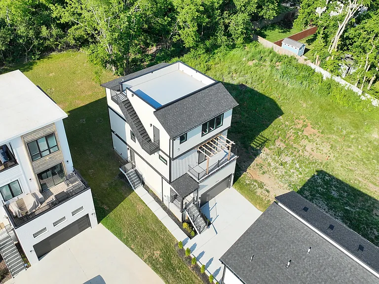5915 Maxon Ave #B — Photo 8