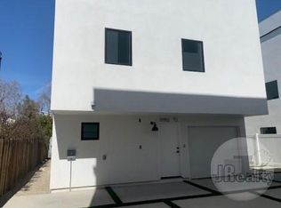 10910 Hesby St #B, North Hollywood, CA 91601