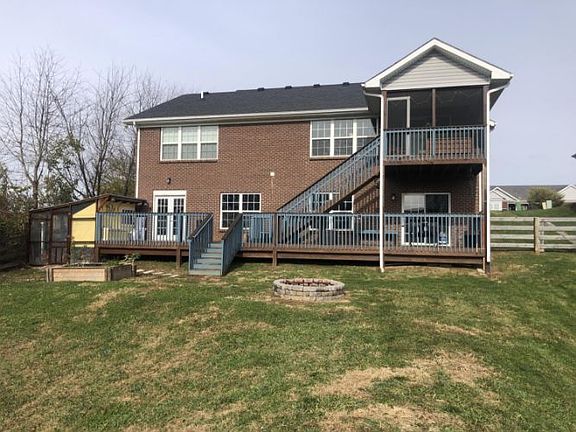4th image of 209 Sweet Maple Dr
