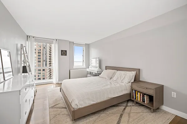 Rented by Douglas Elliman | media 25