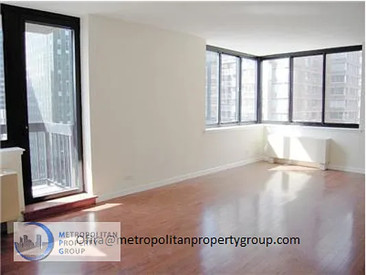 Rented by Metropolitan Property Group | media 16