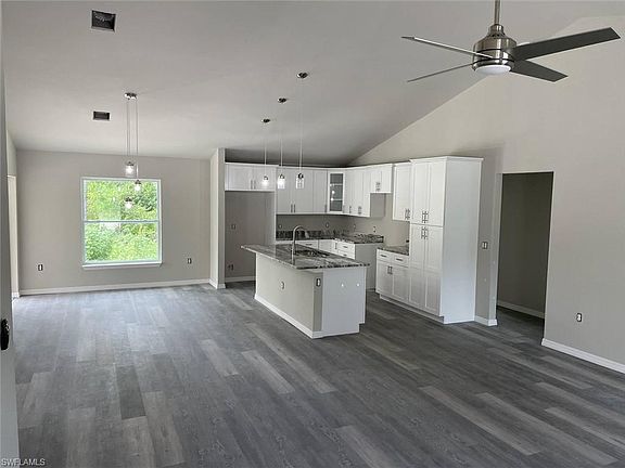 2nd image of 905 W 10th ST