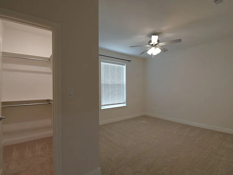 6067 Hamilton Meadows Way — Photo 18