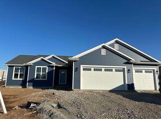 931 Setter Dr, Kaukauna, WI 54130