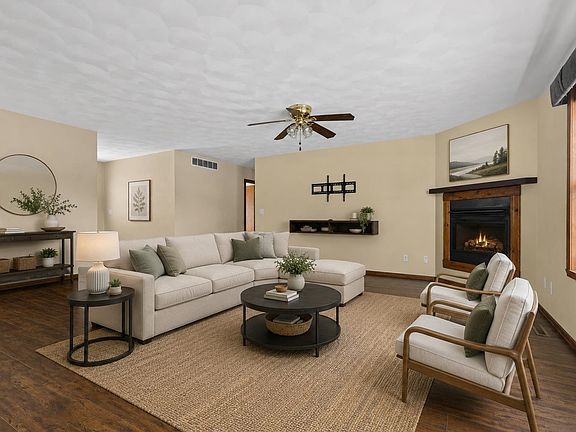 5th image of 651 Purple Sage Dr