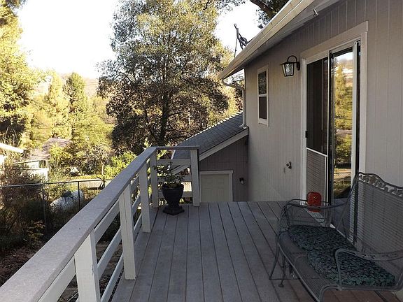 4th image of 2825 Greenway Dr