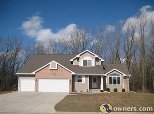 2373 Berkley Rd, De Pere, WI 54115