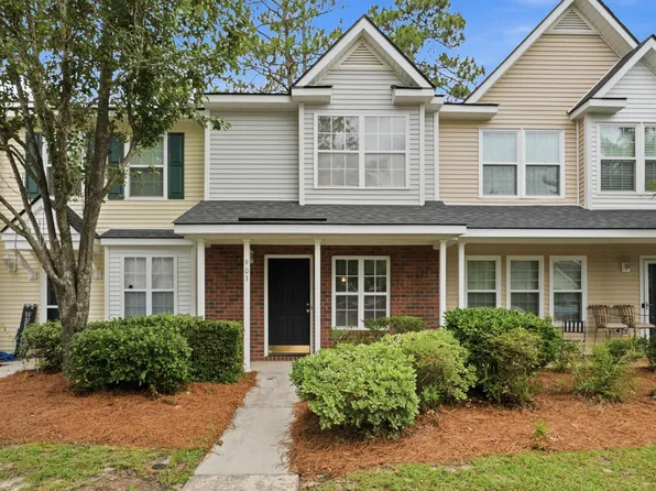 903 Elm Hall Cir, Summerville, SC 29483
