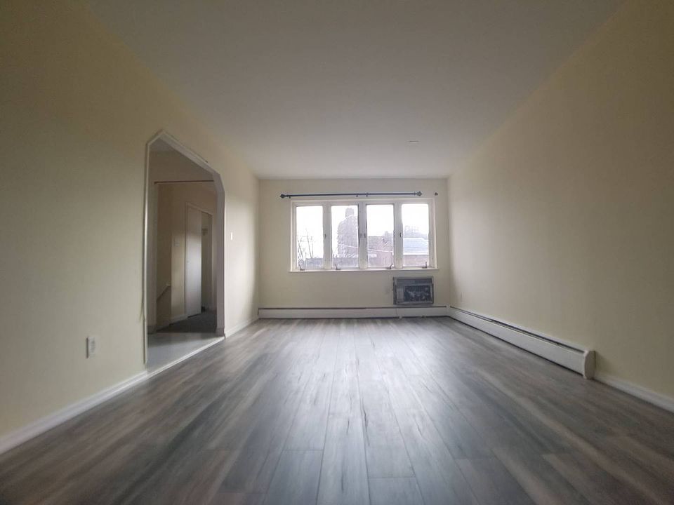 1st image of 122 Bay 47th Street 2r Fl 2