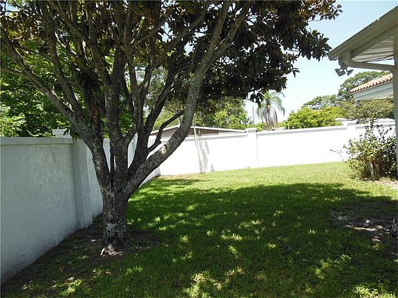 4th image of 2804 Bougainvillea St