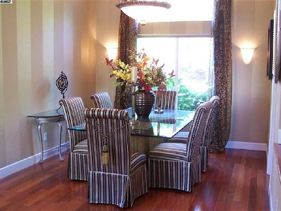 4th image of 690 Daisyfield Dr
