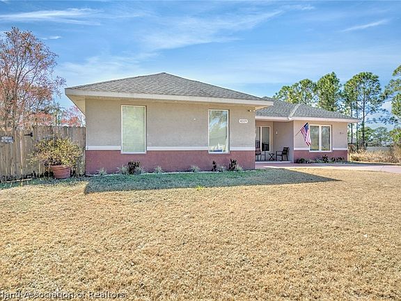 3rd image of 4319 Cooper Dr