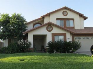 17820 Sandhurst Ave, Fontana, CA 92336