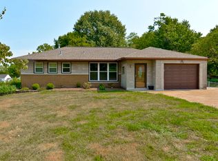 1025 Poplar Dr, Saint Louis, MO
