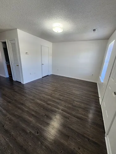 Castlewood Apartments - Huntsville, AL Photo 1