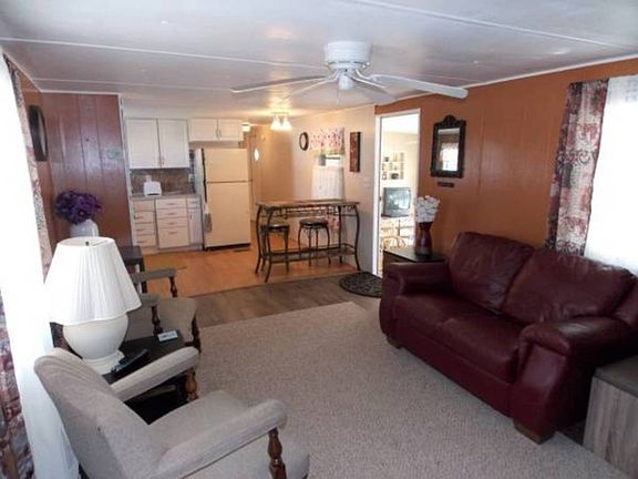 2nd image of 11004 Bluebird Dr