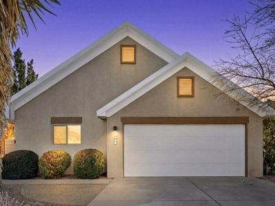 316 La Chamisal Ln NW, Los Ranchos De Albuquerque, NM, 87107