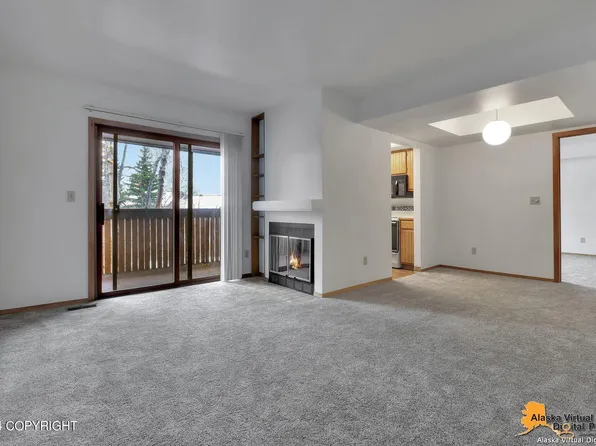 7361 Huntsmen Cir #17-G, Anchorage, AK 99518