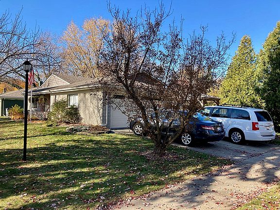 5th image of 2347 Cumberland Dr