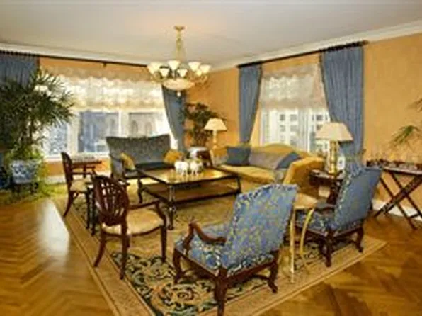 515 Park Avenue image 1 of 1