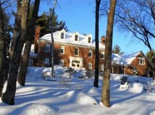 13 Chestnut Hill Rd, Amherst, NH 03031