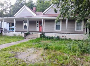 521 E Greer St, Honea Path, SC 29654