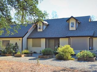 8807 Quail Valley Dr, Redding, CA 96002