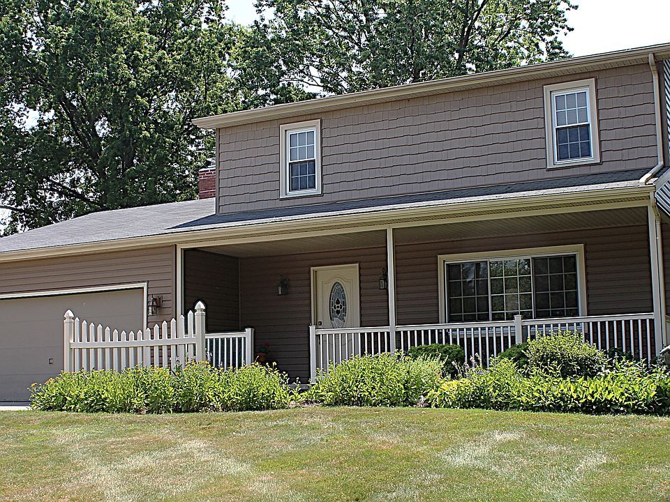 1st image of 6831 Townsend Dr