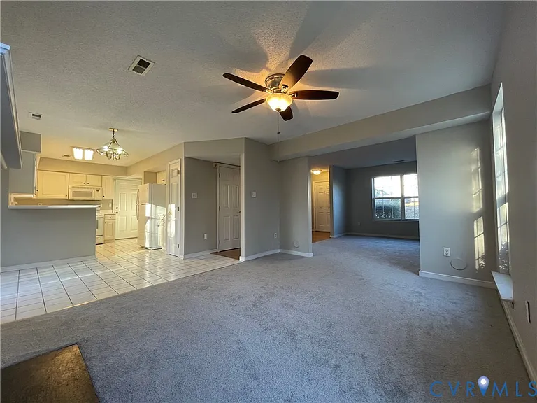 7806 Fern Hollow Dr — Photo 5