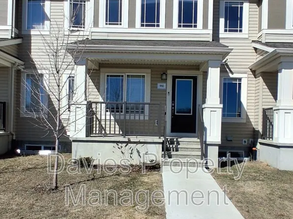 990 Stillwater Blvd NW, Edmonton, AB T6M 1L6