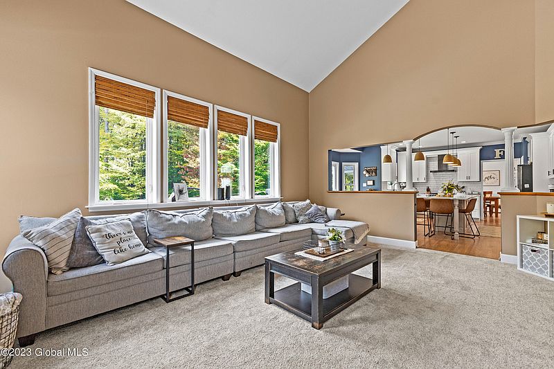5th image of 30 Knollwood Drive