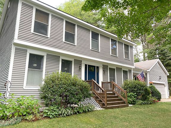 2nd image of 9 Sea Garden Cir