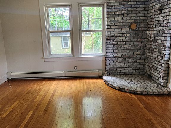 4th image of 56 Old Indian Rd