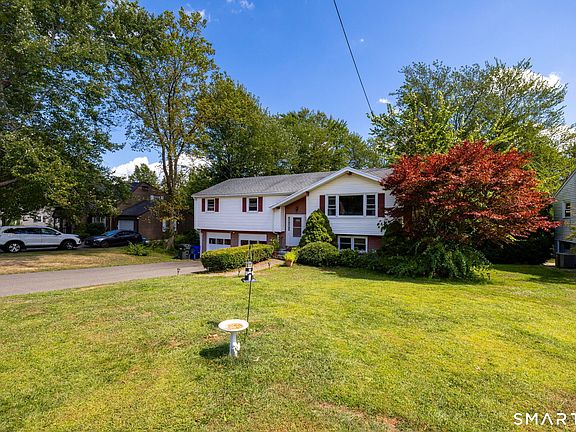 4th image of 136 Charter Road