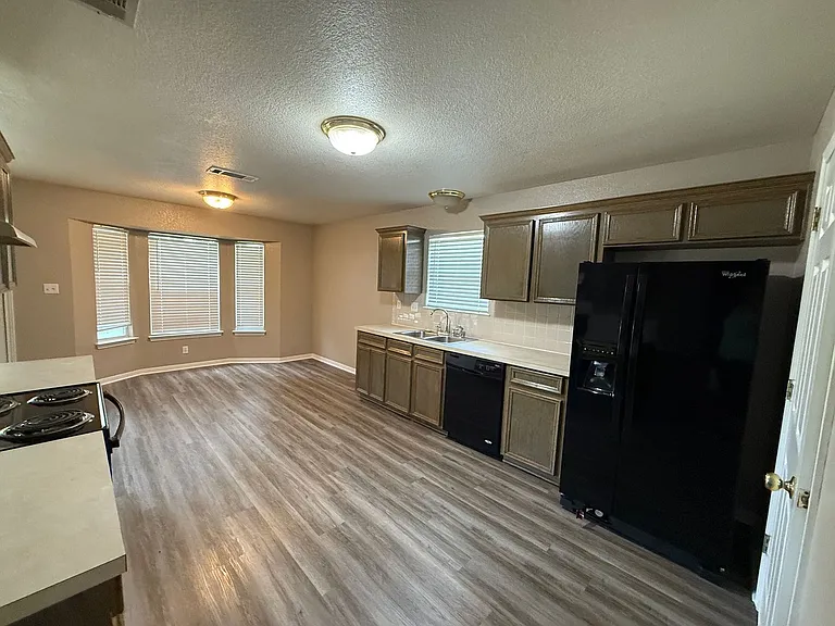 1710 Quarry Trl — Photo 6